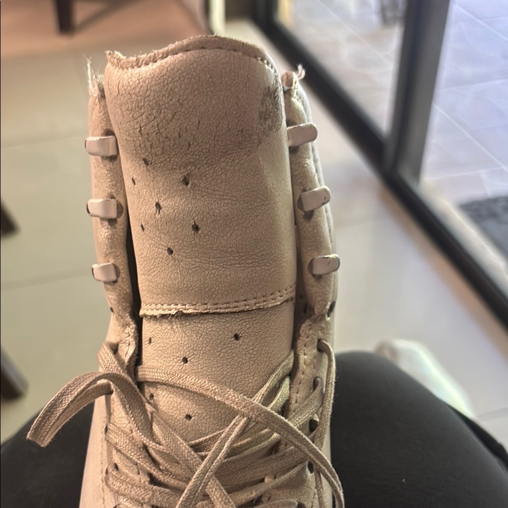 Edea White Ice Skates with Brown Accents - Picture 9 of 11